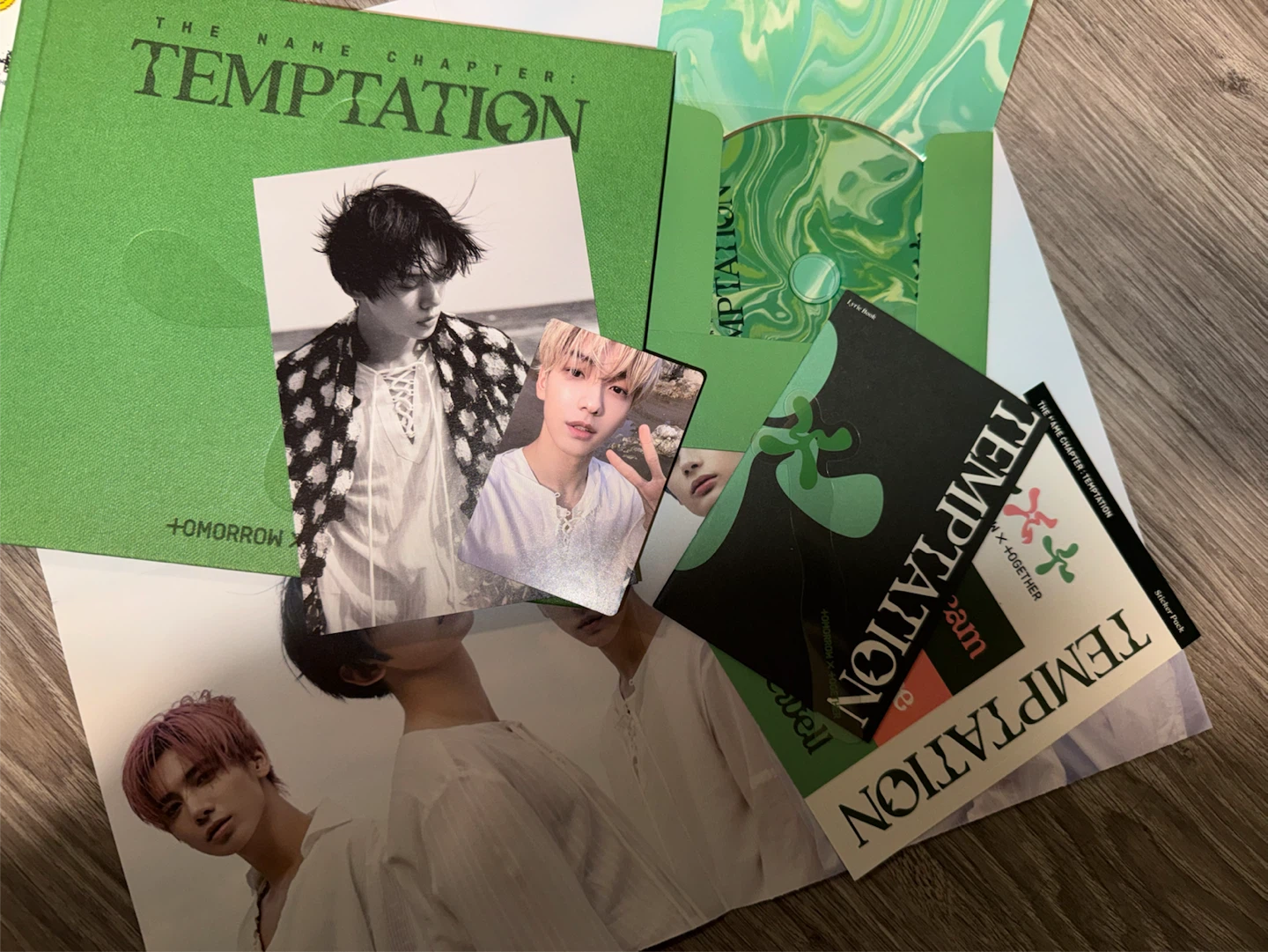 TOMORROW X TOGETHER “The Name Chapter: Temptation” Album - photo 2