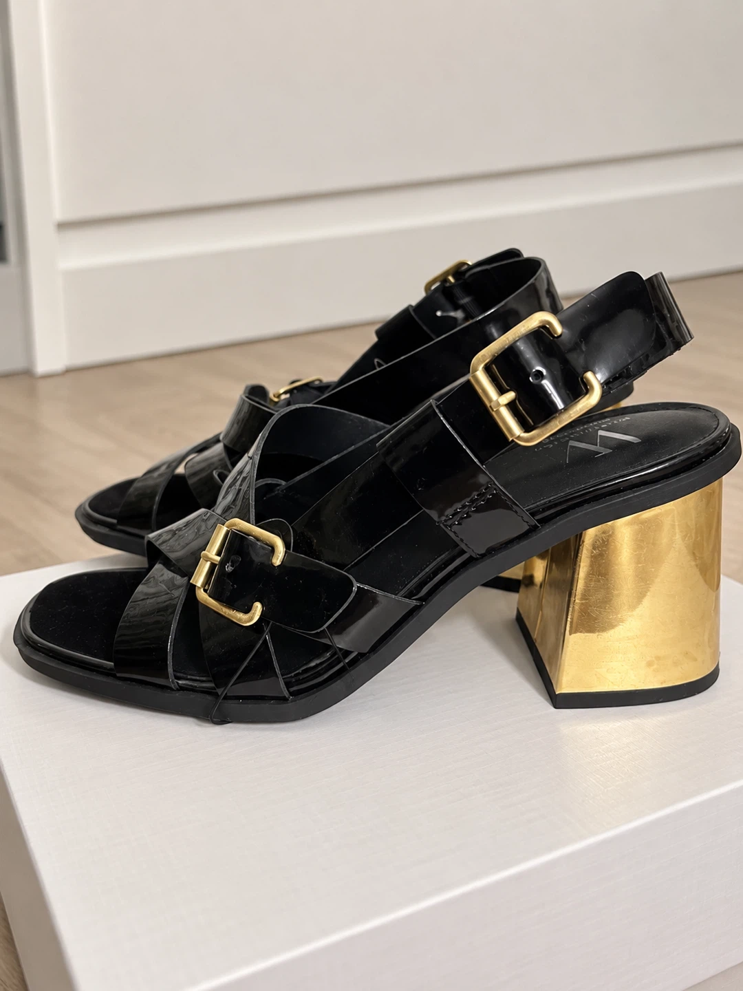 Worthington Black Patent Heeled Sandals Size 9.5