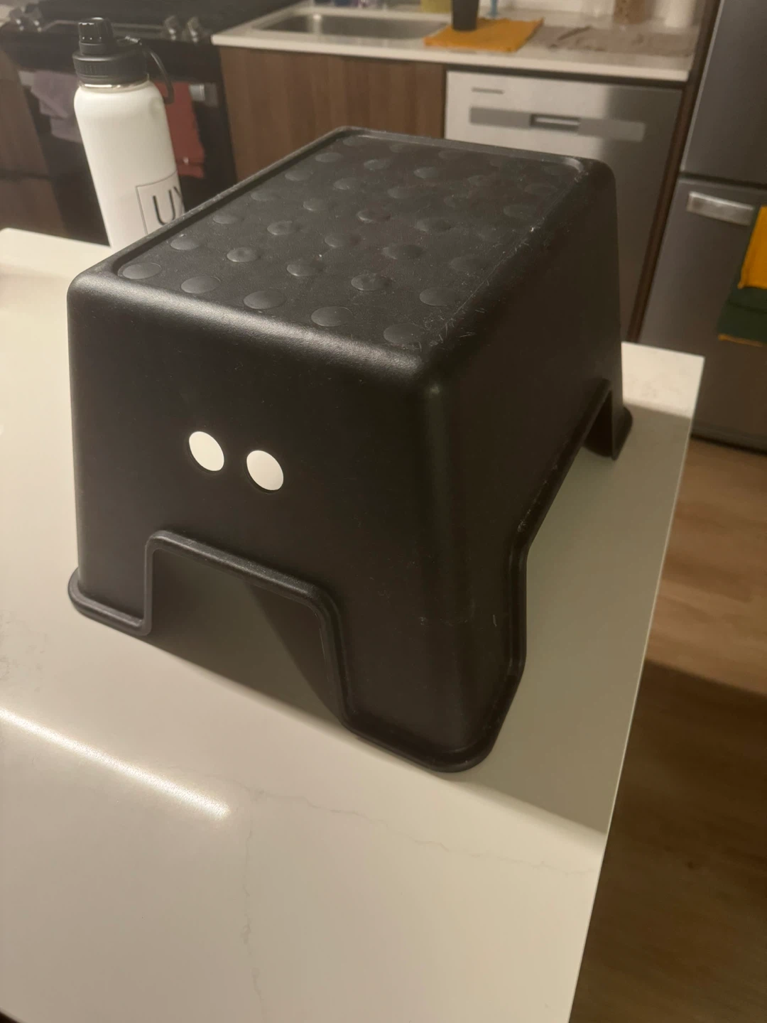 Black Plastic Step Stool - photo 3
