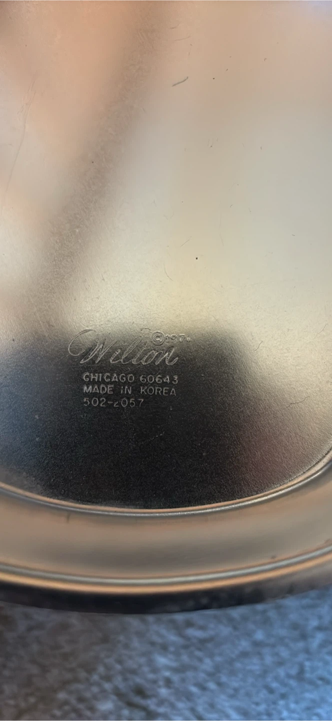 Wilton Bell Shaped Cake Pan 502-2057 (2) - photo 2