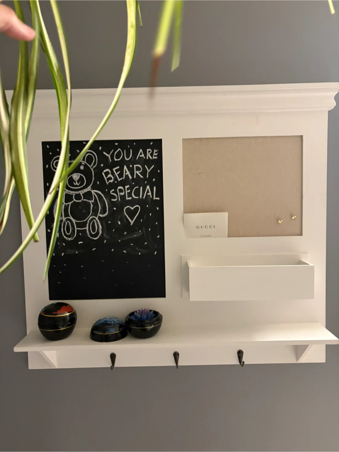White Wall-Mounted Organizer with Chalkboard and Memo Board - photo 2