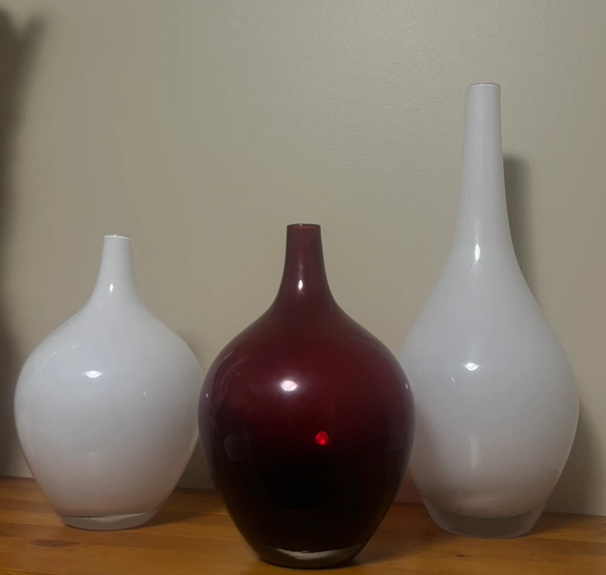 MCM Vintage IKEA Salong Vases (Set of 3) - Handblown Red & White - photo 2