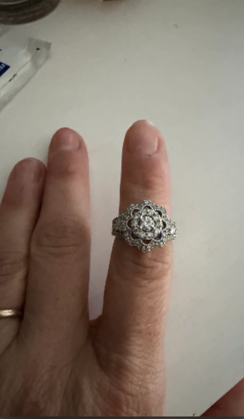 14K White Gold natural Diamond Floral Ring - photo 5