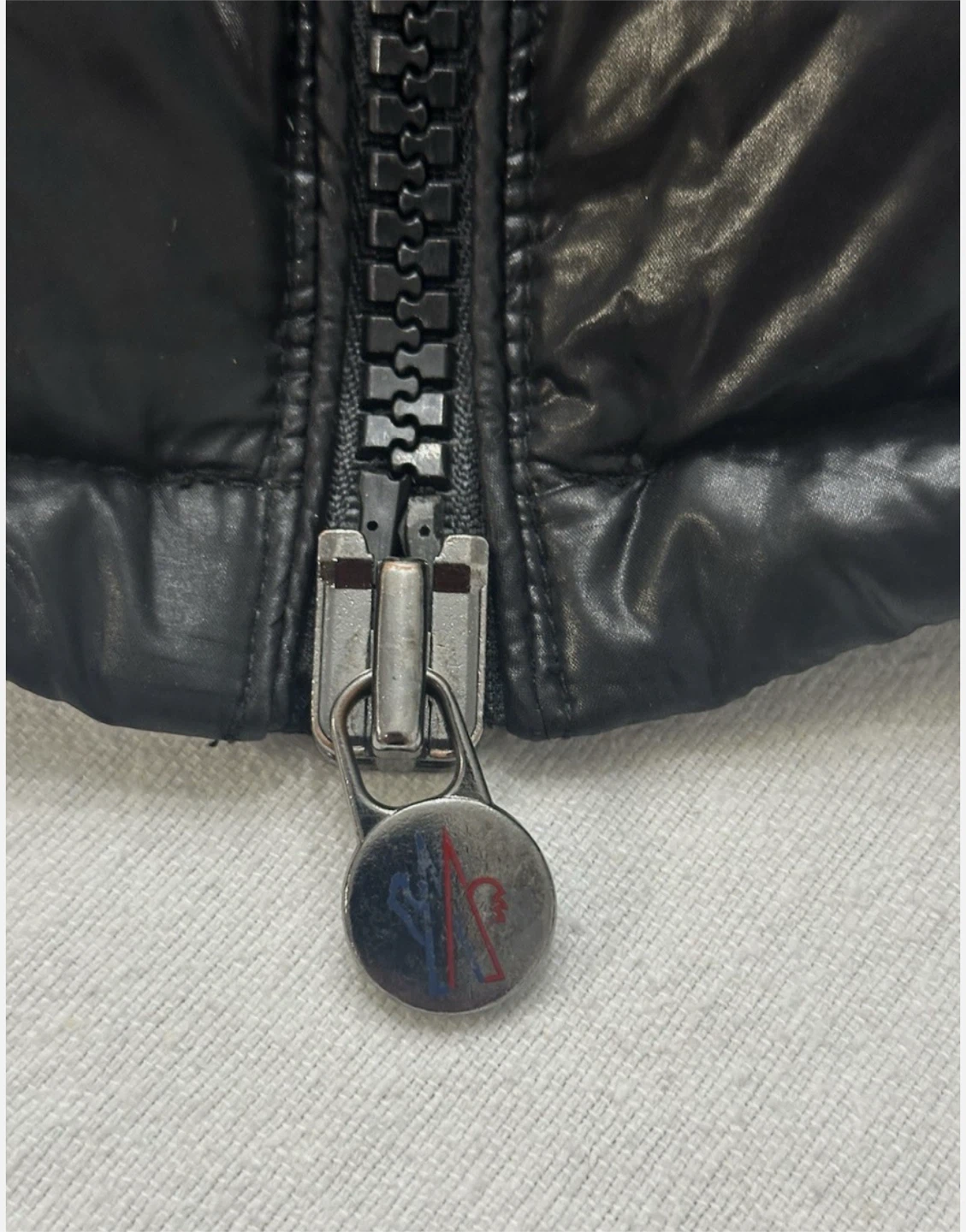Moncler Black Puffer Jacket - photo 4