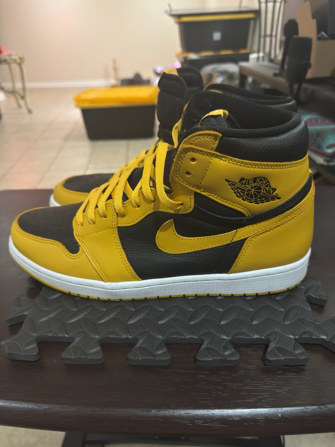 Nike Air Jordan 1 High Pollen - photo 4