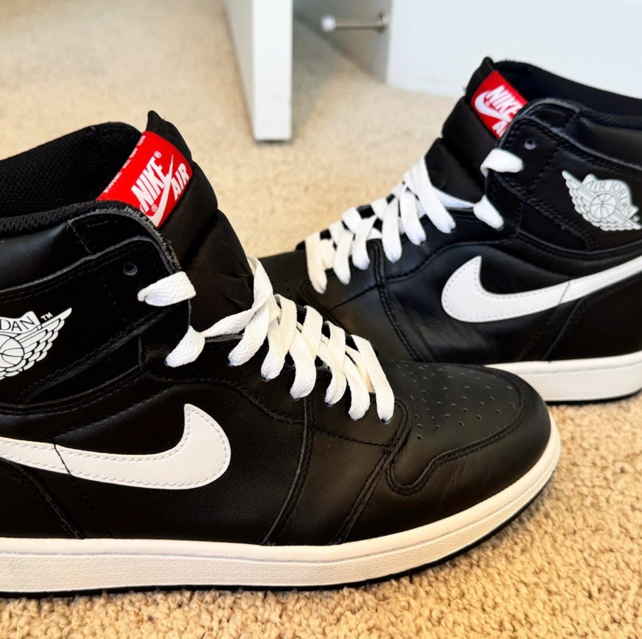Nike Air Jordan 1 Retro High OG Black White