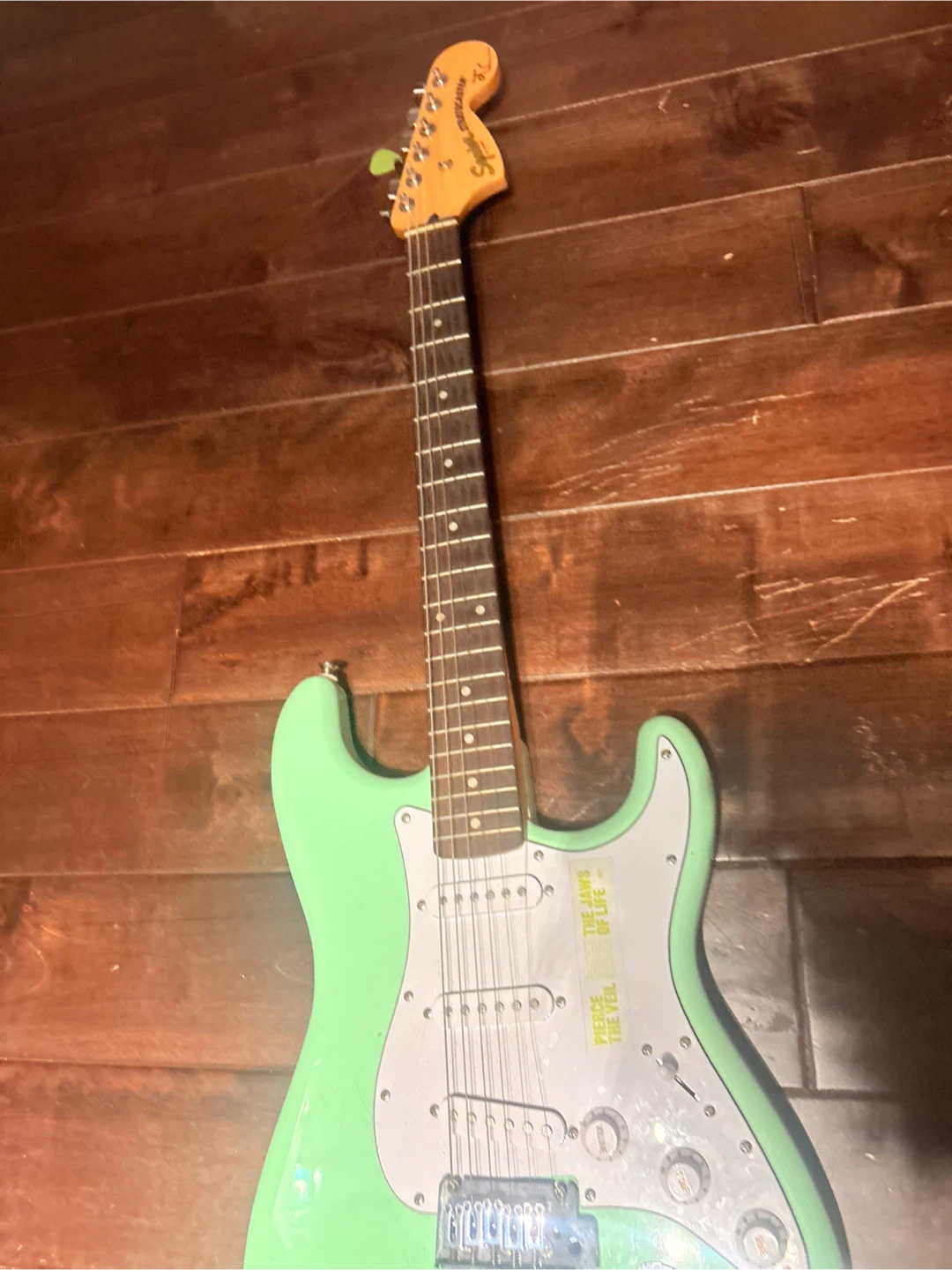 Squier Stratocaster Guitar - photo 2