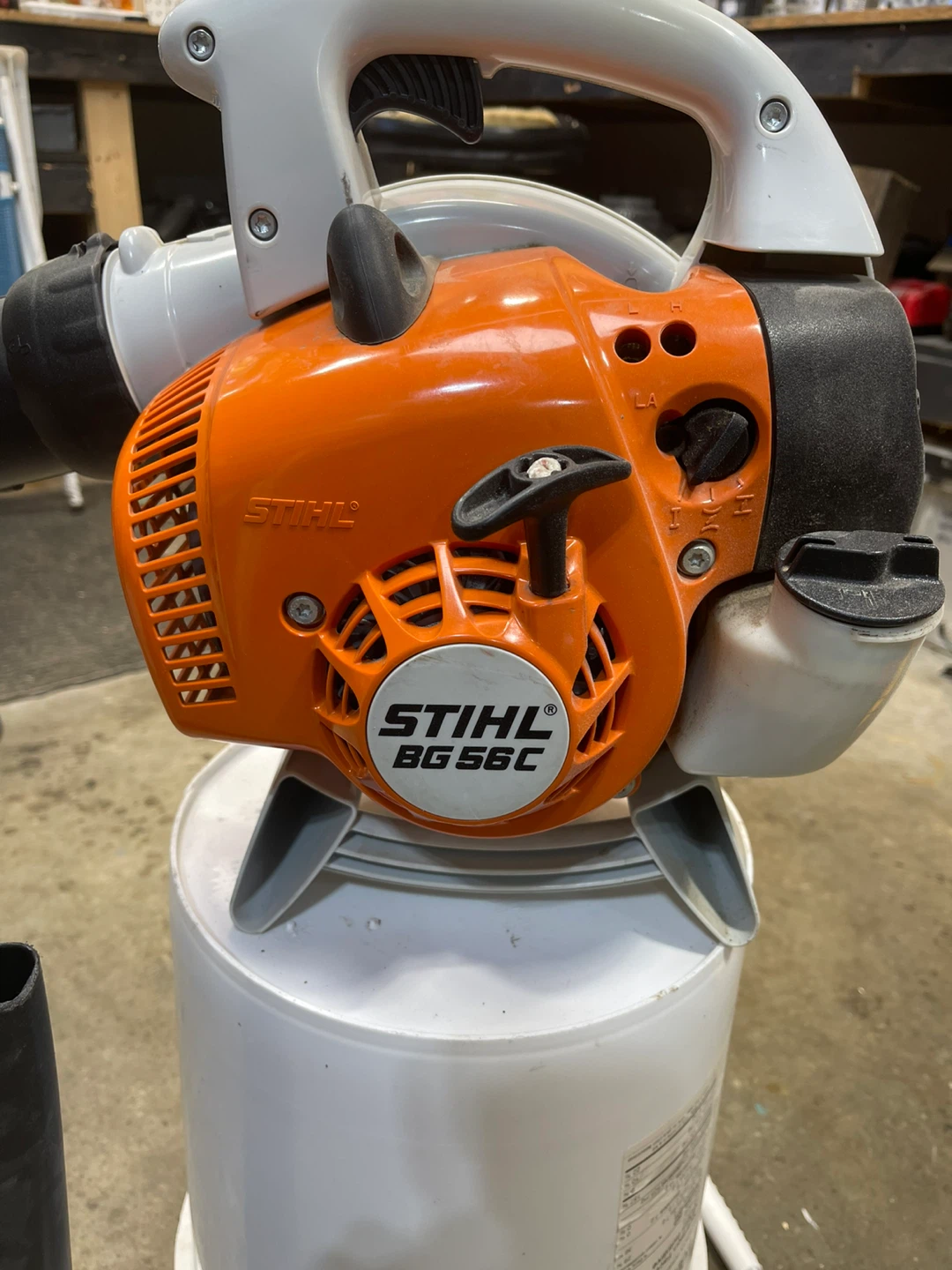 Stihl BG 56 C Gas Powered Handheld Leaf Blower