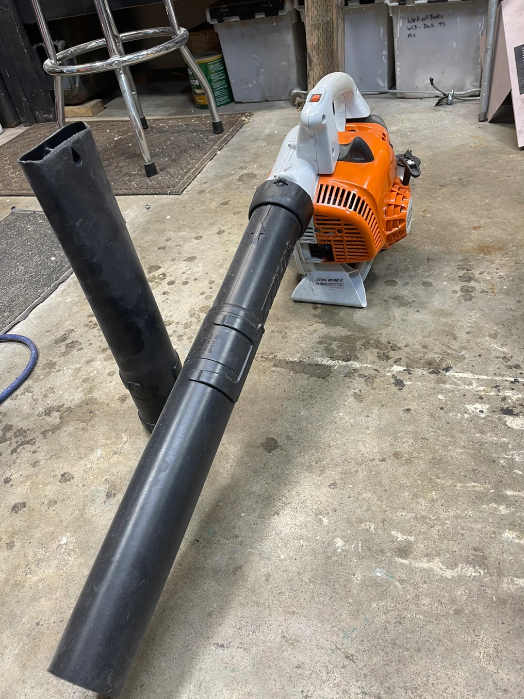 Stihl BG 56 C Gas Powered Handheld Leaf Blower - photo 2