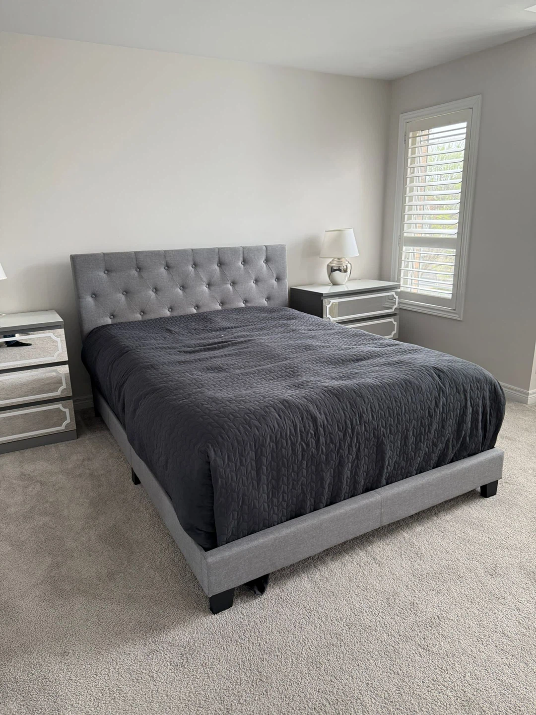 Grey Upholstered Tufted Bed Frame - photo 3