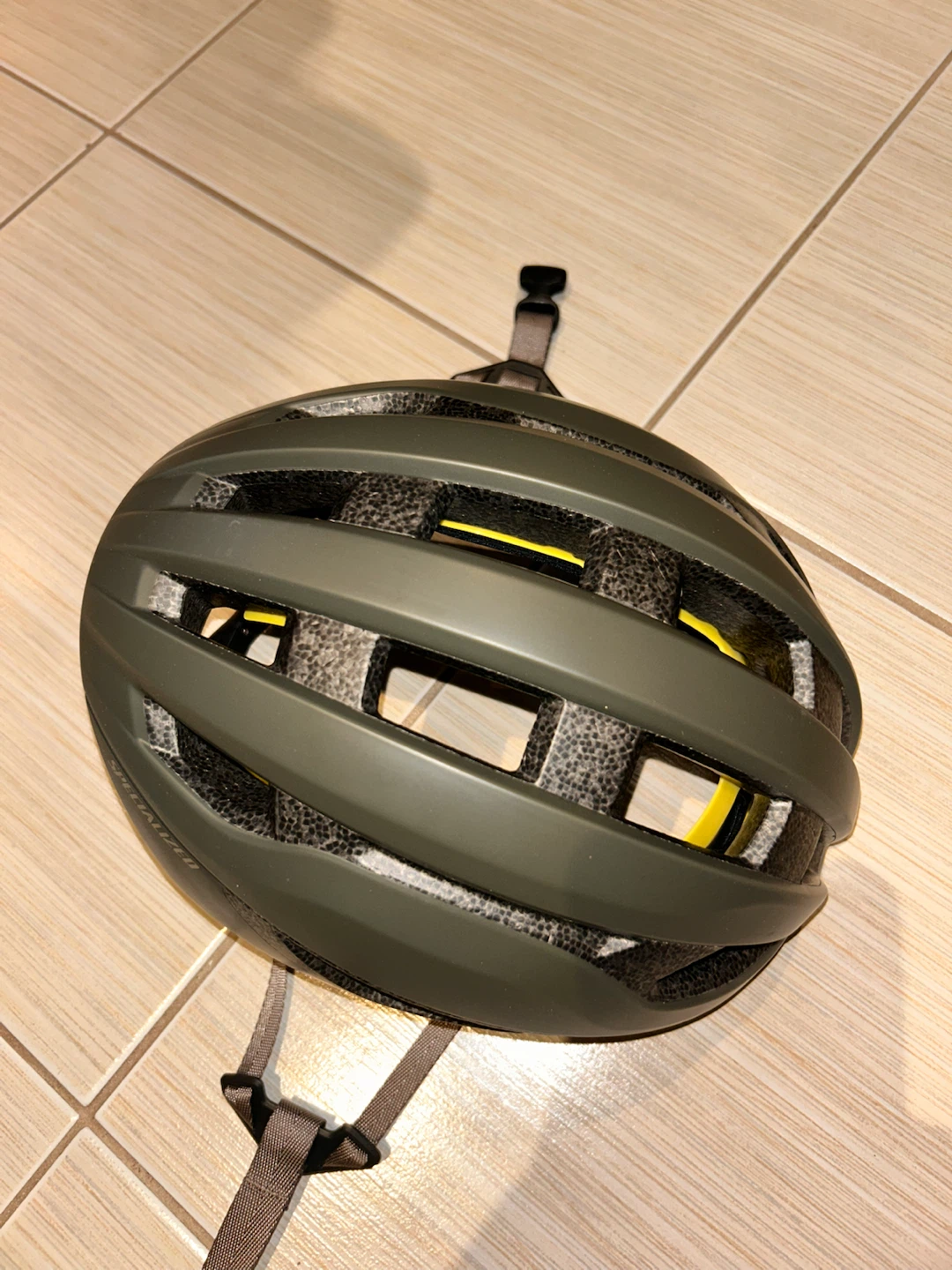 Specialized Loma Cycling Helmet - photo 2