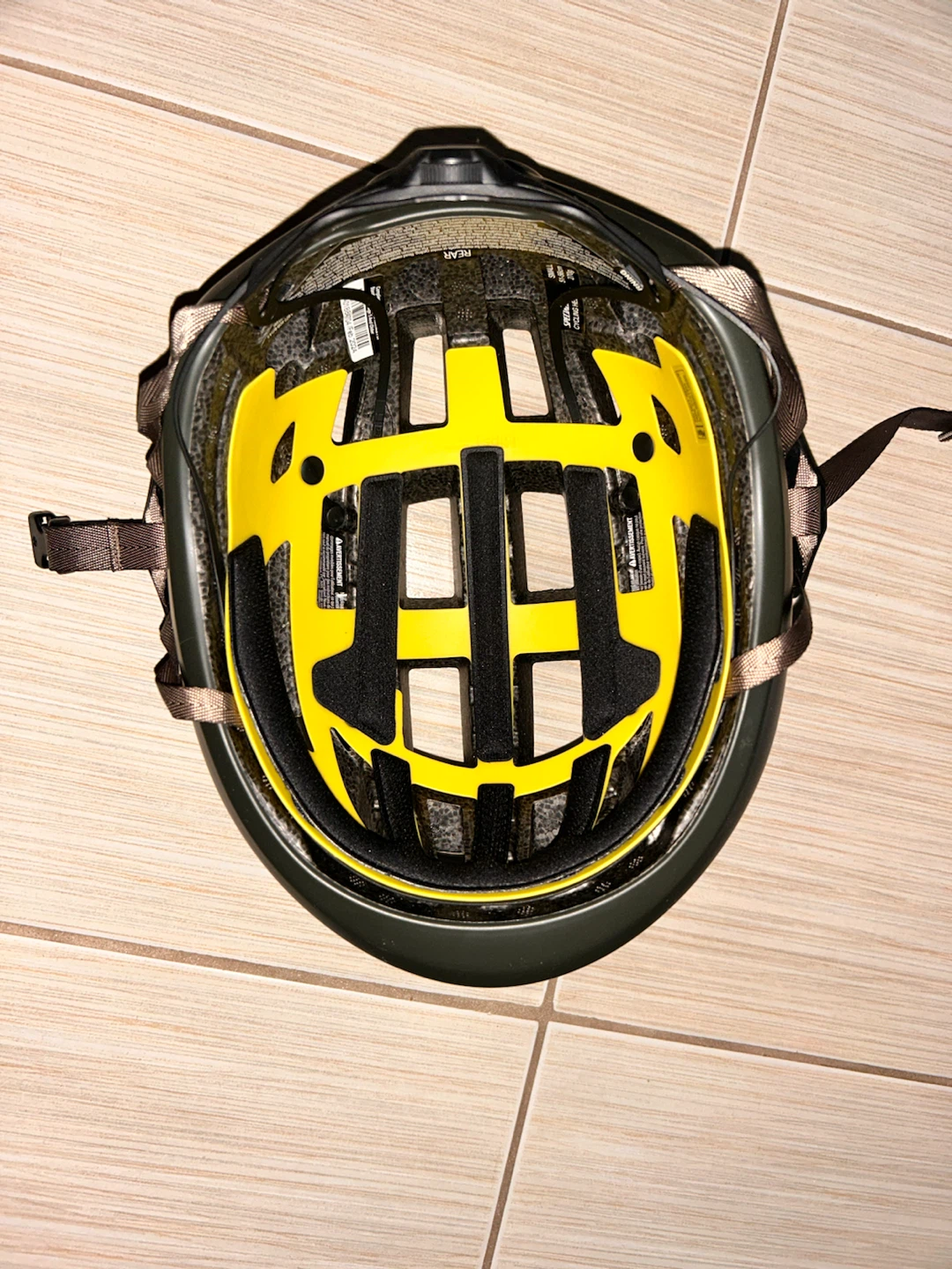 Specialized Loma Cycling Helmet - photo 3