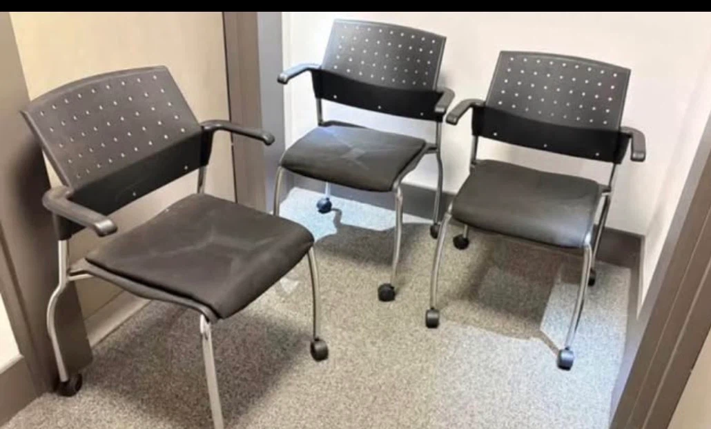 Set of 3 Black Office Chairs