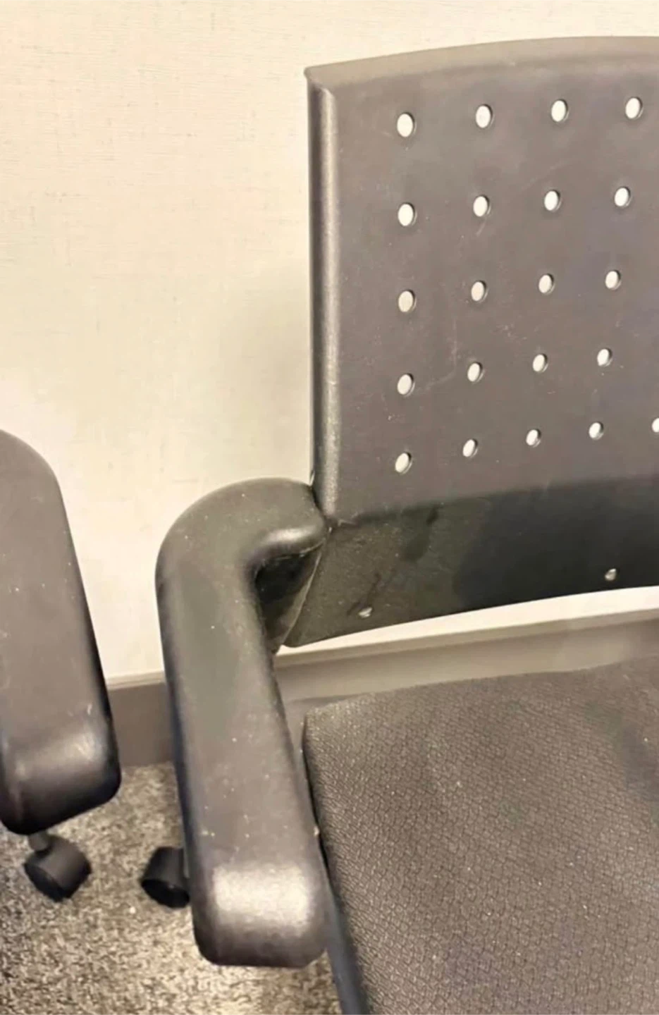 Set of 3 Black Office Chairs - photo 3