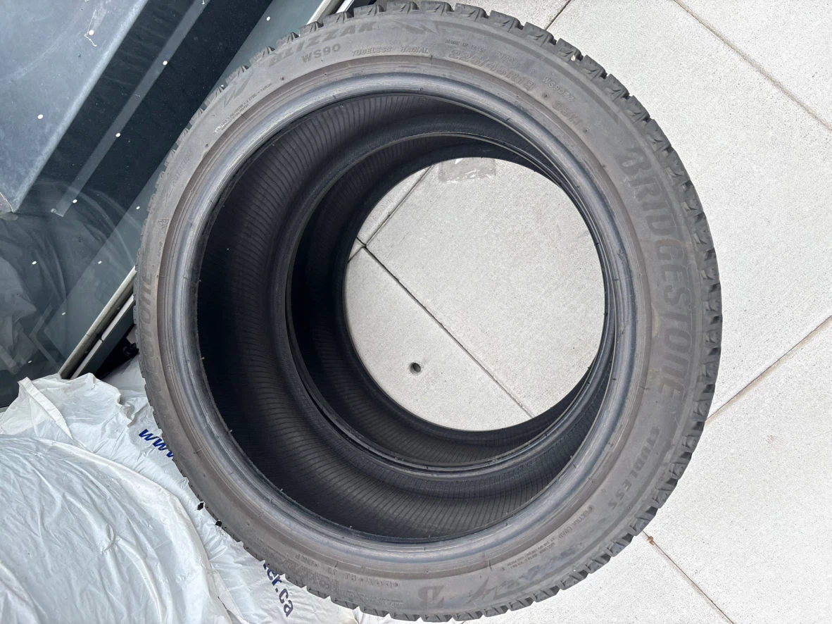 Bridgestone Blizzak WS90 Tires 225/45R18 - photo 4