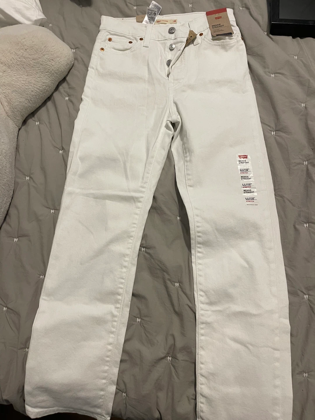 NWT Levi's Wedgie Straight Jeans W26 L28