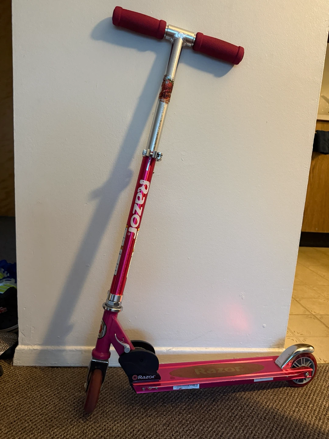 Razor Kick Scooter Pink