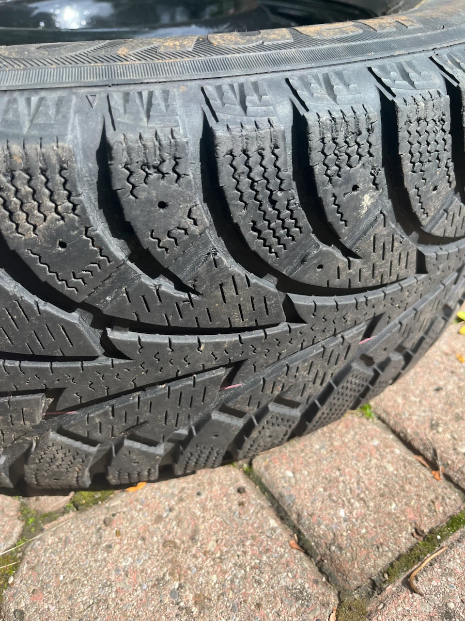Winter tires with rims - photo 3