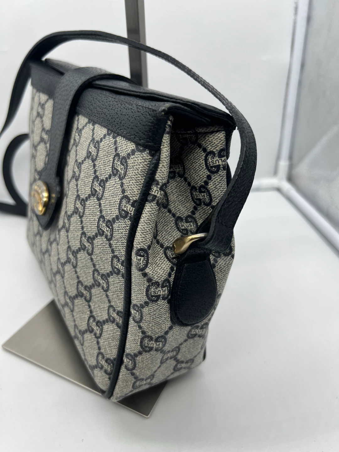 Gucci Plus Vintage Monogram Blue Coated Canvas Crossbody Bag - photo 3