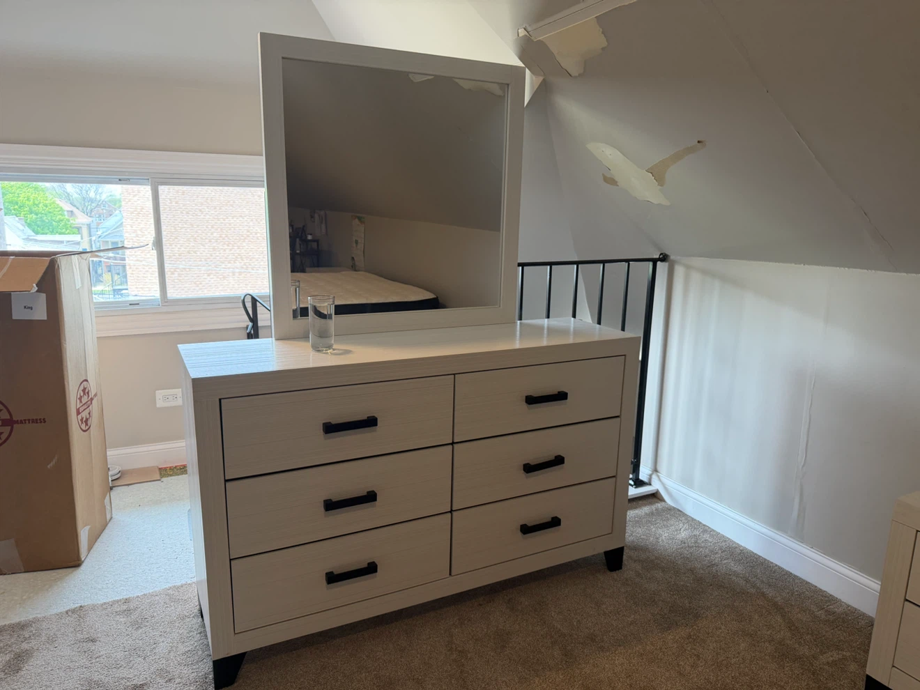 White 6-Drawer Dresser with Mirror