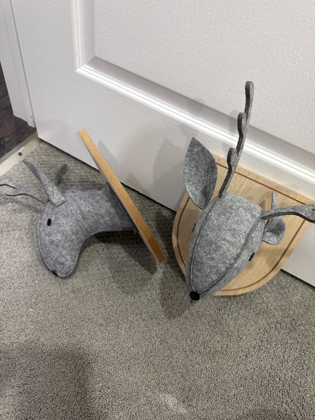 Set of 2 Bouclair Felt Deer Wall Mounts - photo 3