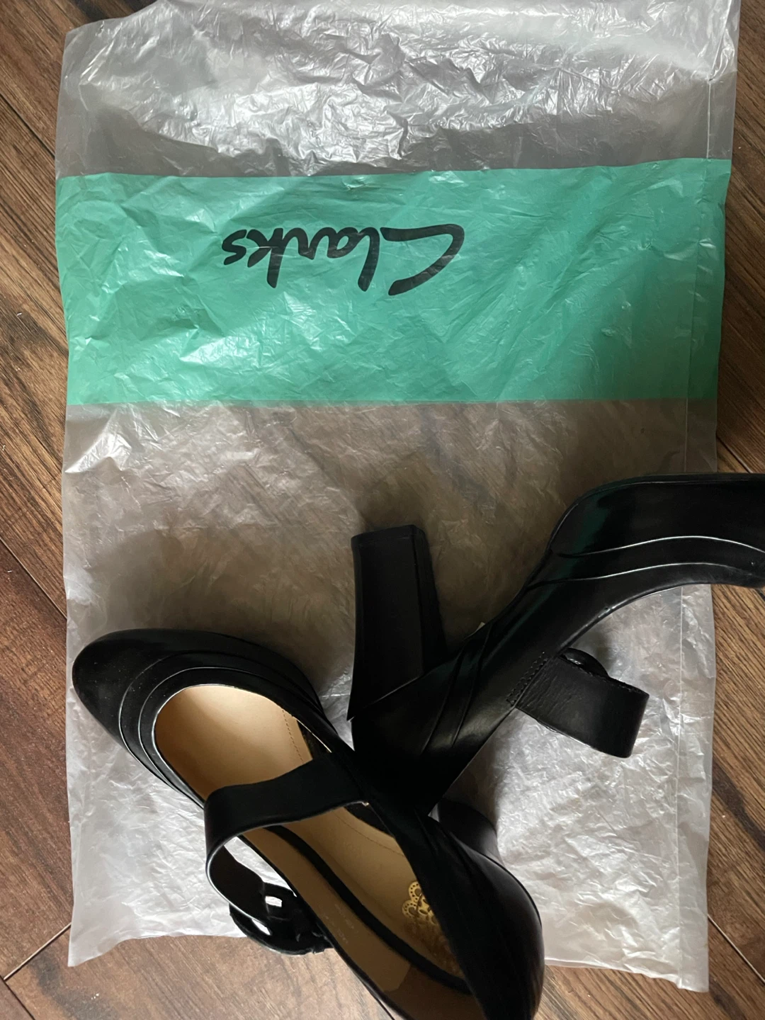 New size 8 Active Air Clarks pumps - photo 2