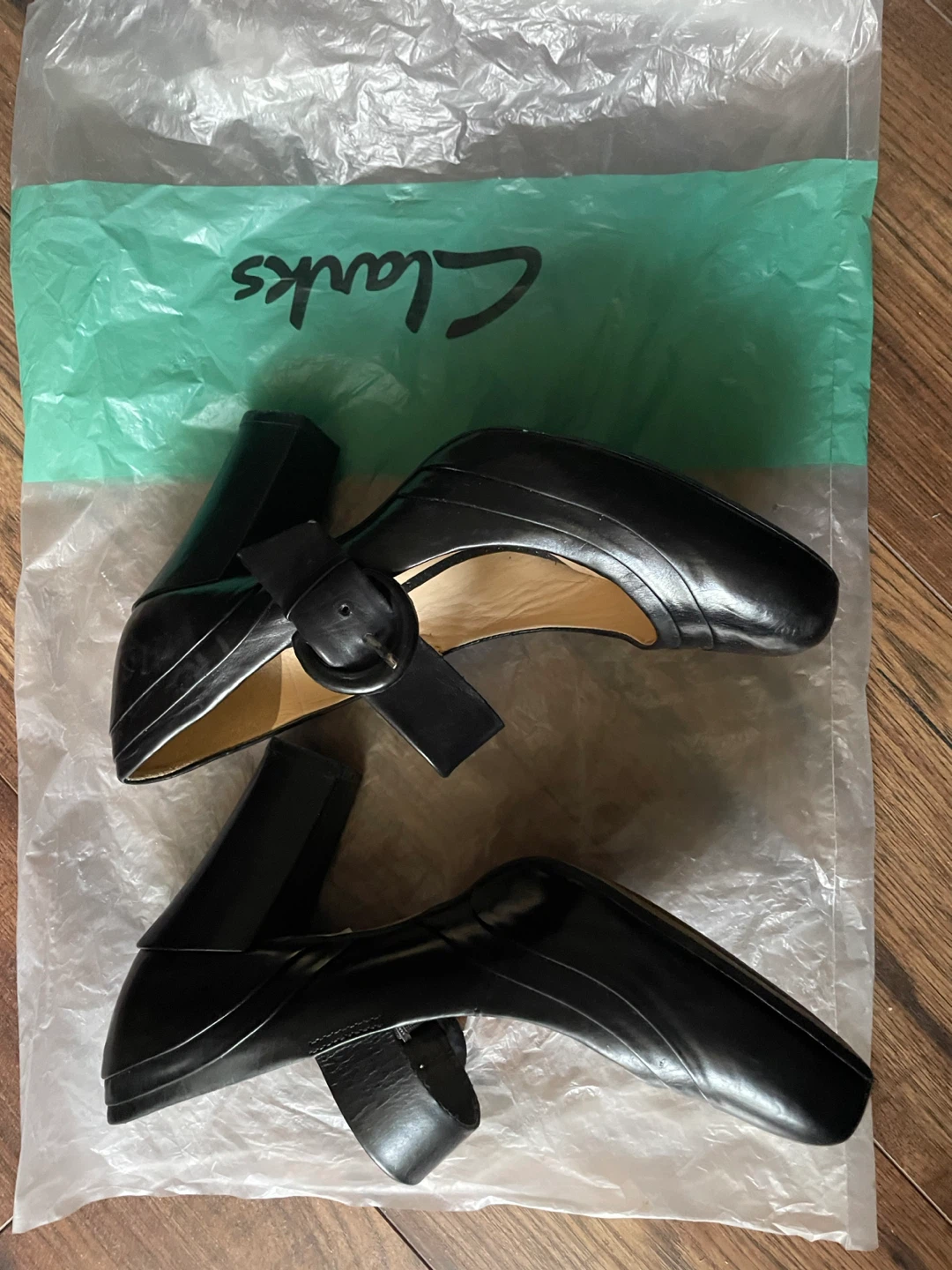 New size 8 Active Air Clarks pumps - photo 5