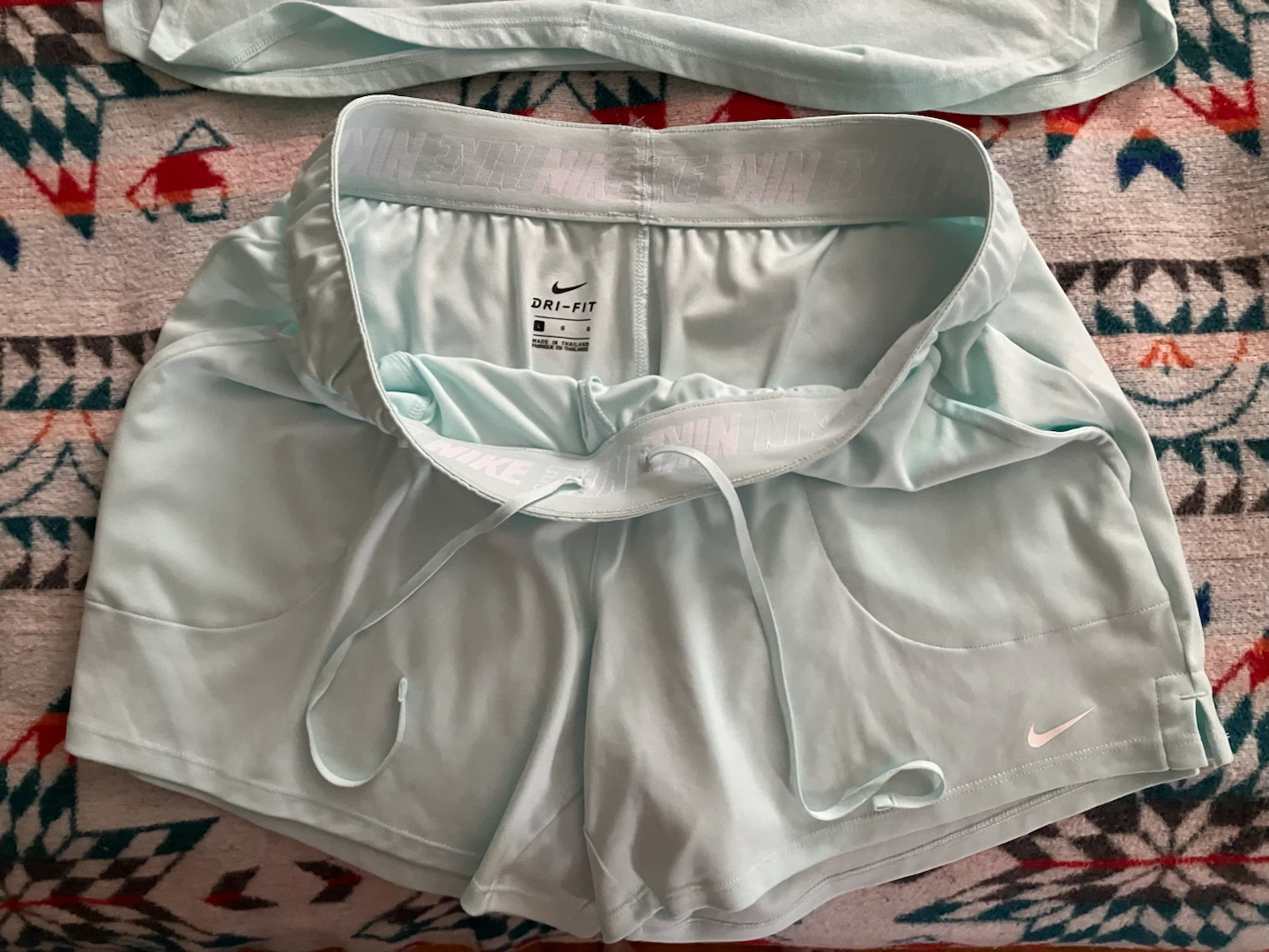 Women’s Activewear - photo 3
