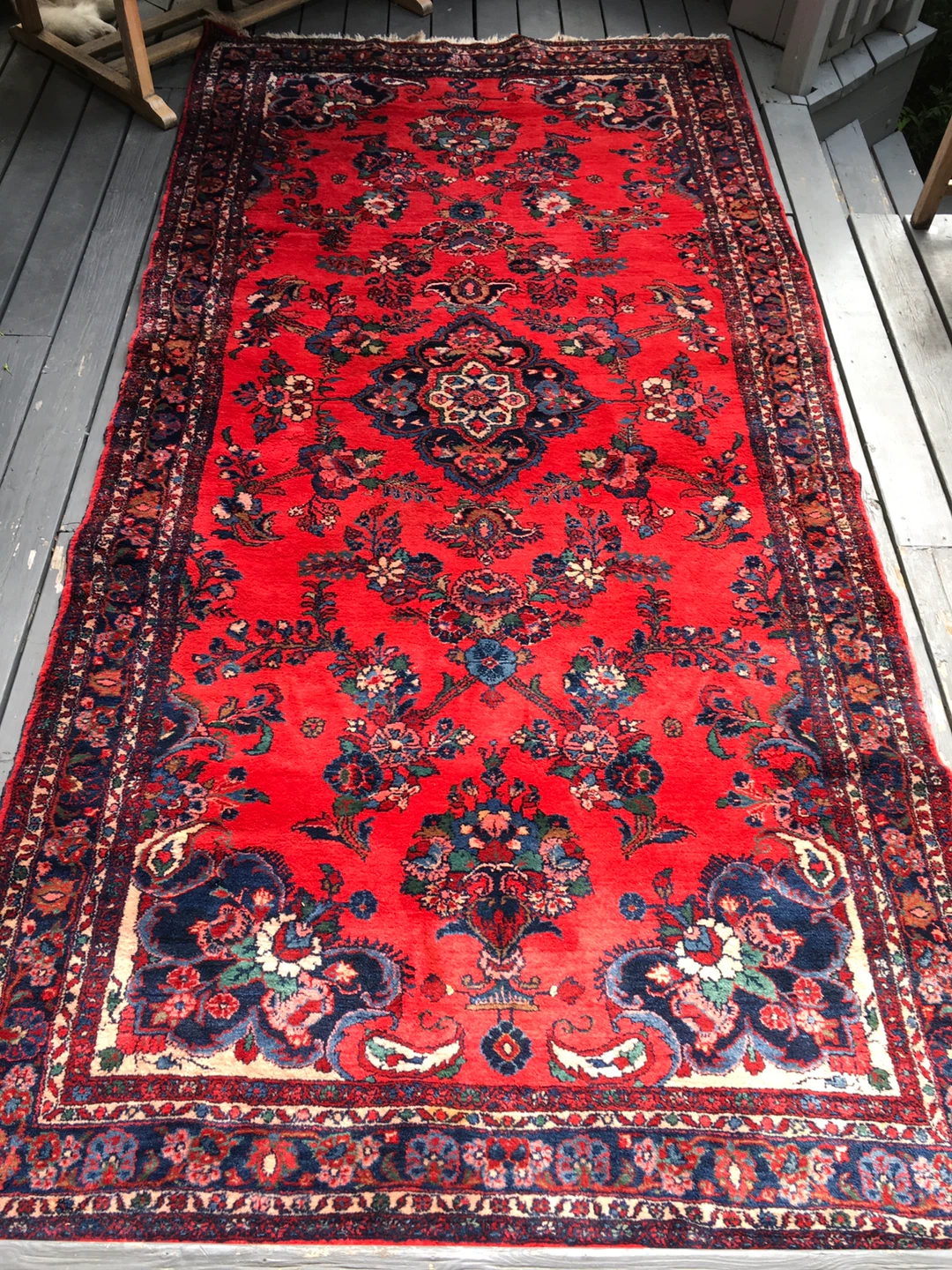 ⭐️Antique Lilian large rug w/ ruby red bold floral design