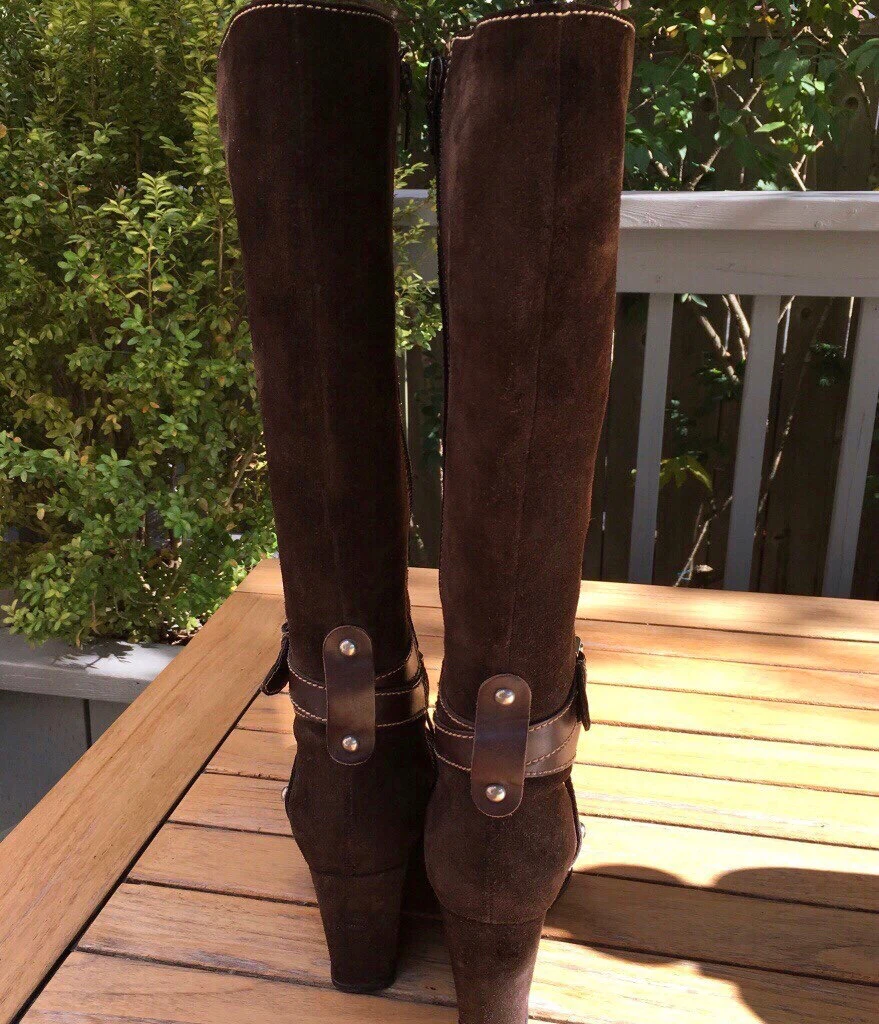 ❤️GEOX NEW STUNNING Dark Chocolate brown suede boots❤️ - photo 5