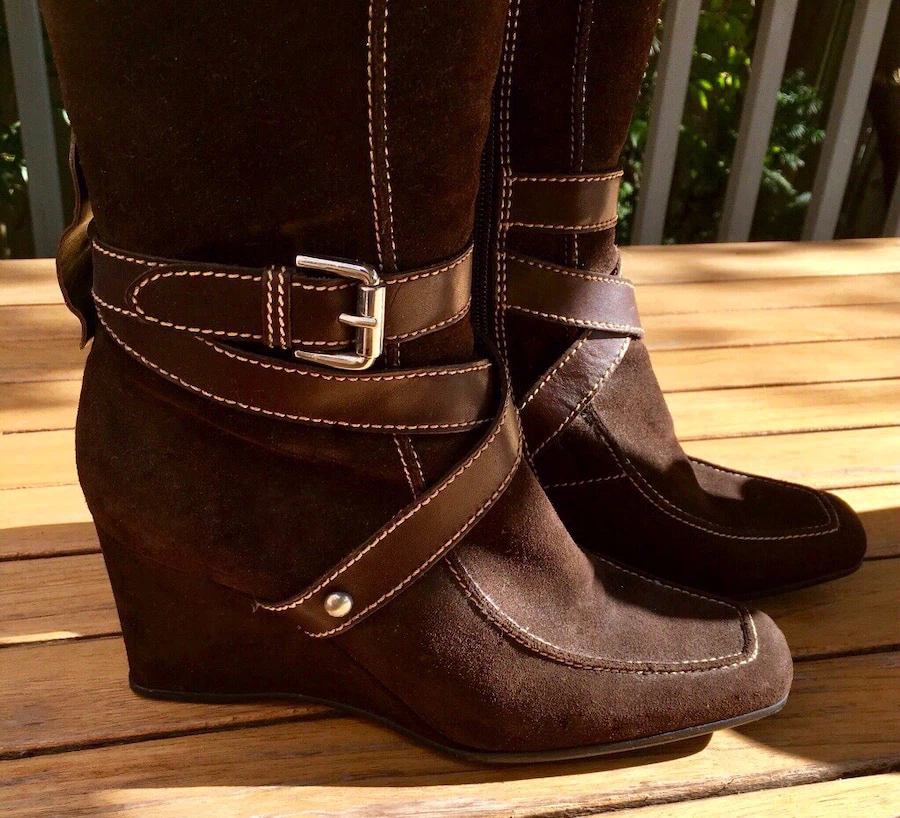❤️GEOX NEW STUNNING Dark Chocolate brown suede boots❤️ - photo 2