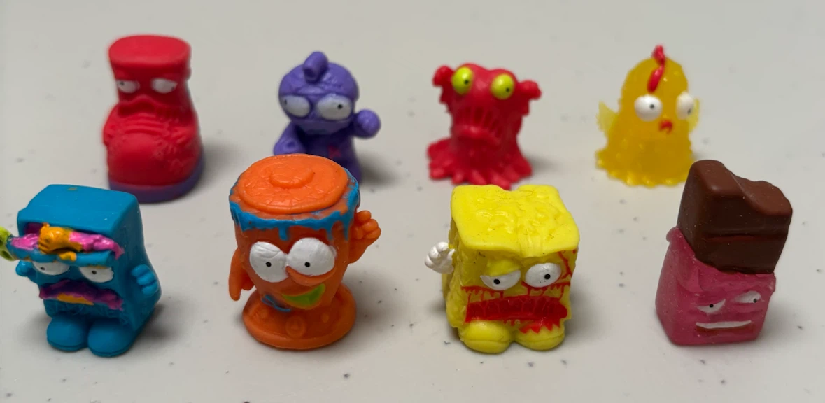Set of 8 Trash Pack Figurines