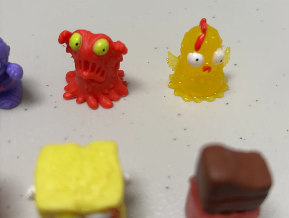 Set of 8 Trash Pack Figurines - photo 4