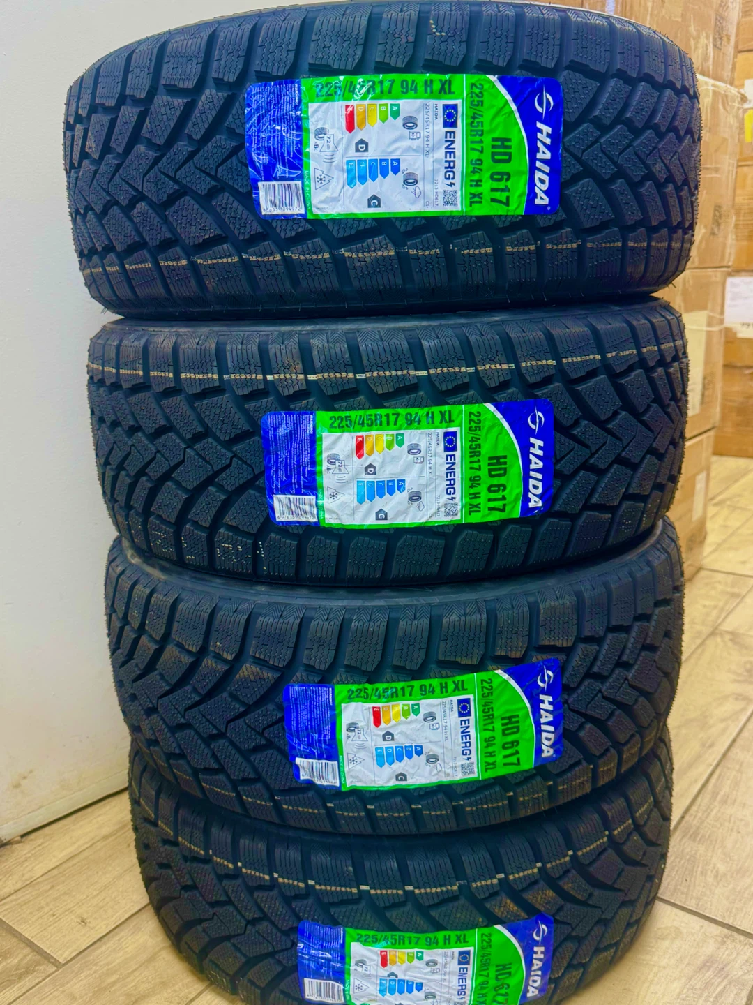 225/45/17 Set of 4 Haida HD 617 Tires - photo 2