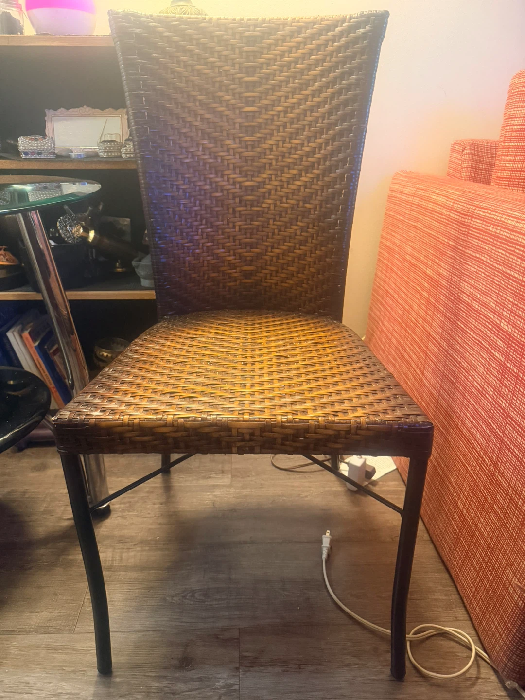 Wicker chair and glass breakfast table set - photo 3