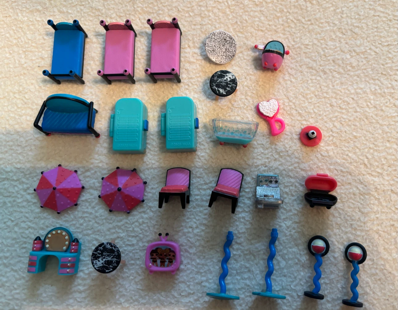 L.O.L. Surprise Dolls MINI Collection - photo 3