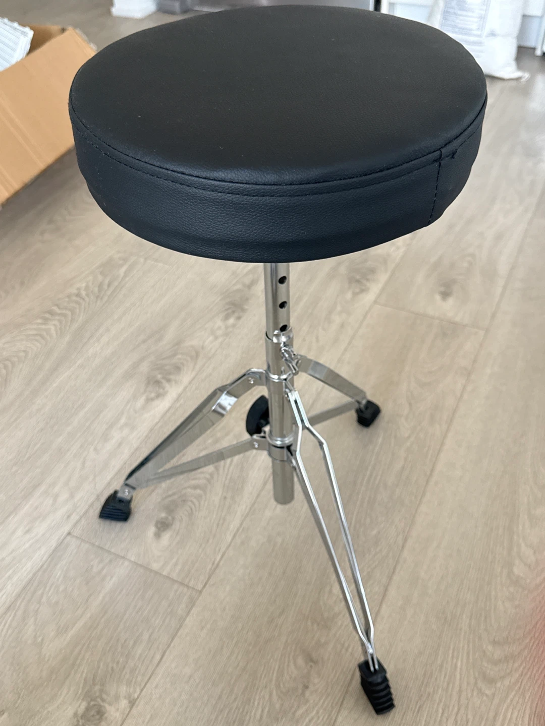 Adjustable Drum Throne