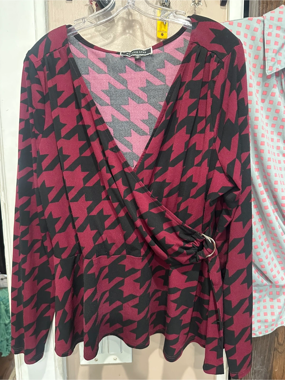 Two Women's Tops Size XL - photo 2