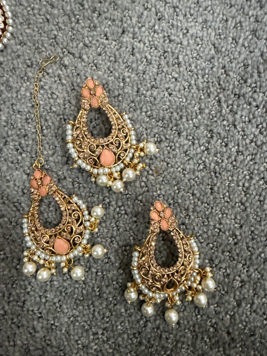 Traditional Peach and Gold Earrings with Maang Tikka