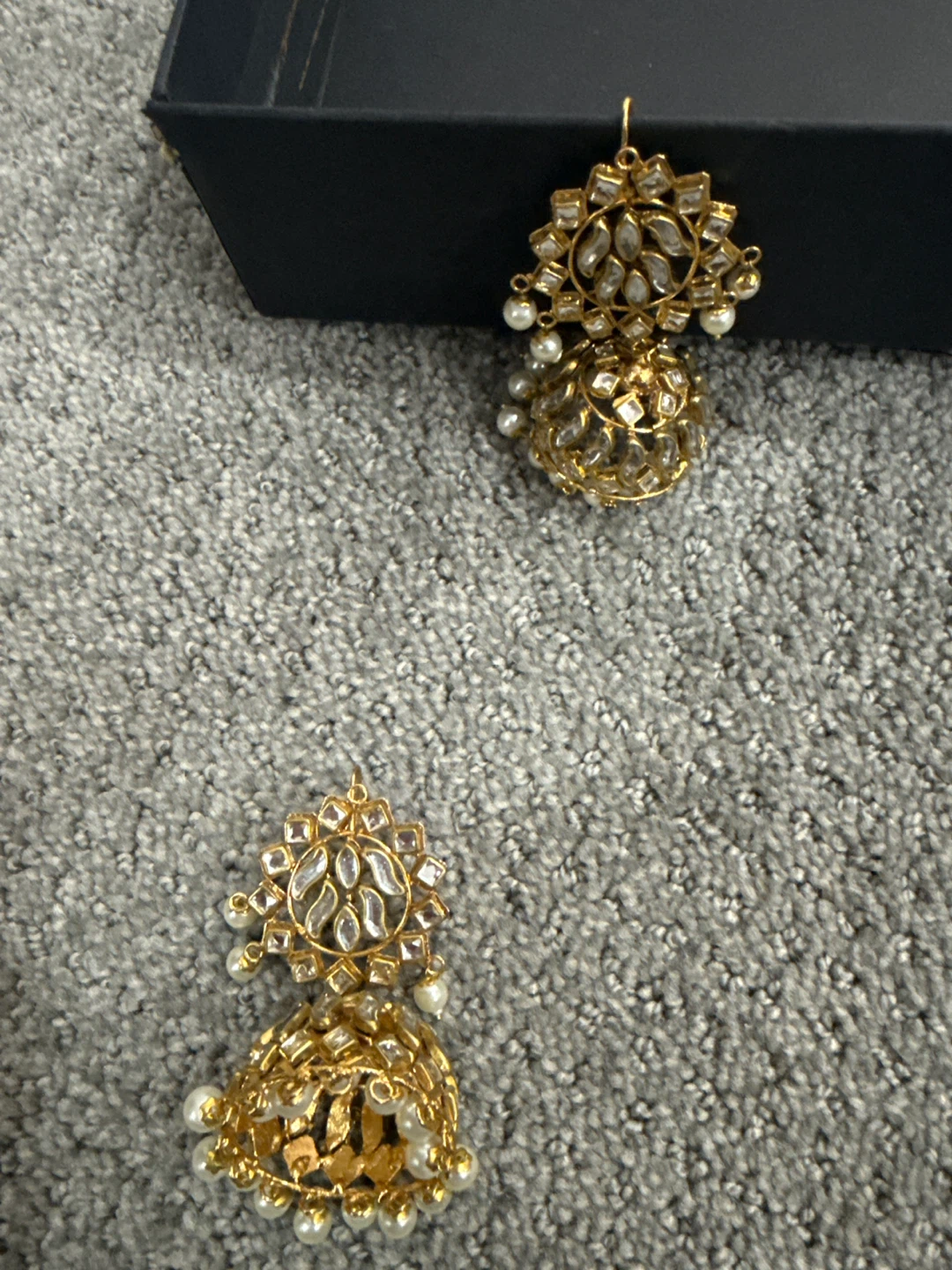 Gold-tone Kundan Jhumka Earrings - photo 2