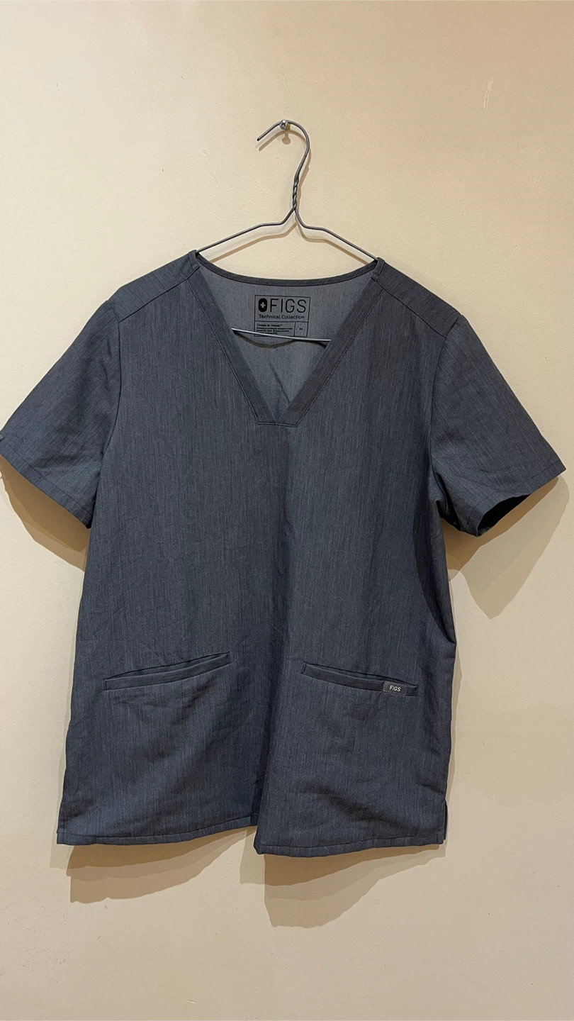 FIGS Scrub Top Medium