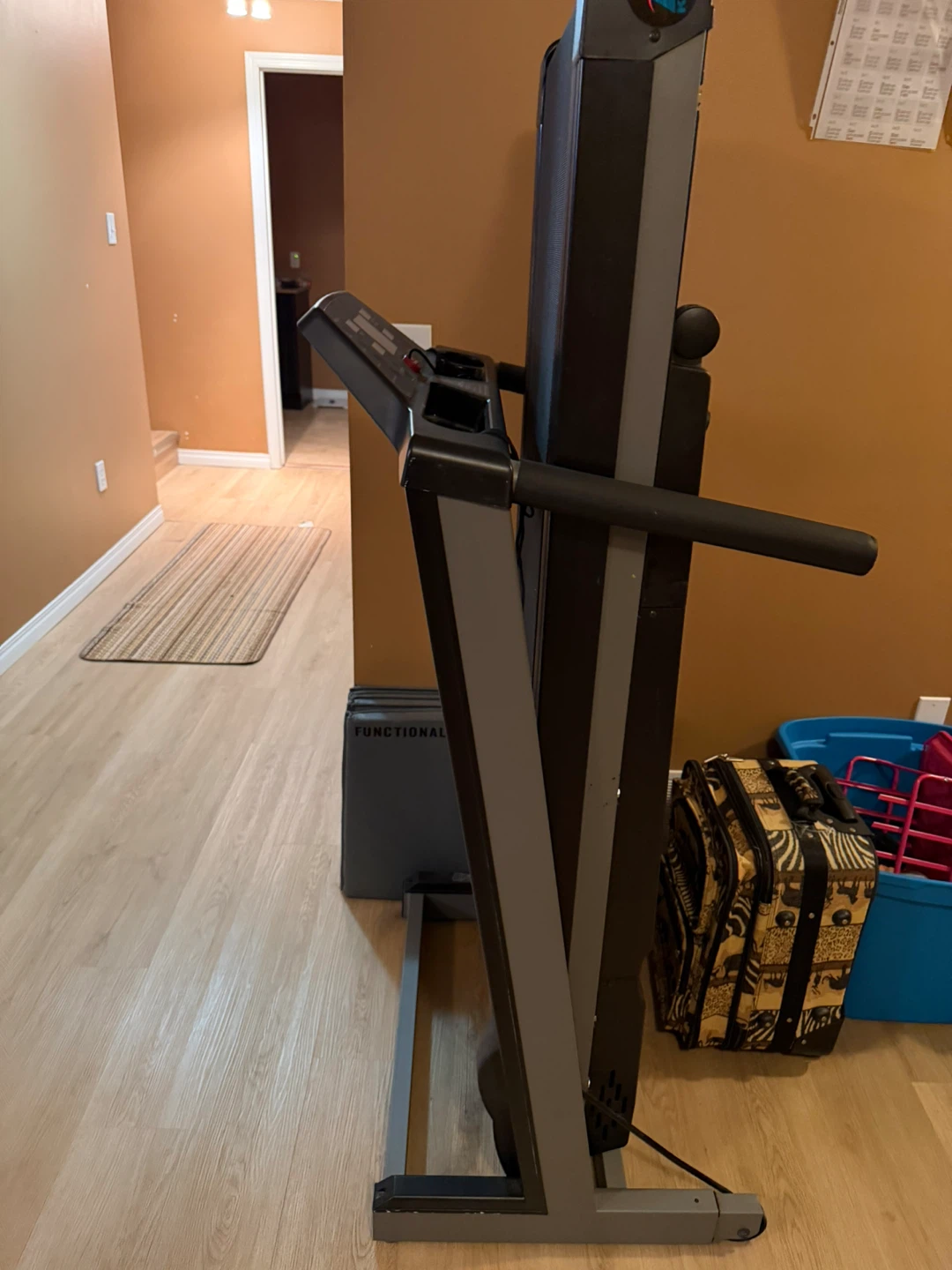 Keys Milestone 1200 Treadmill - photo 3