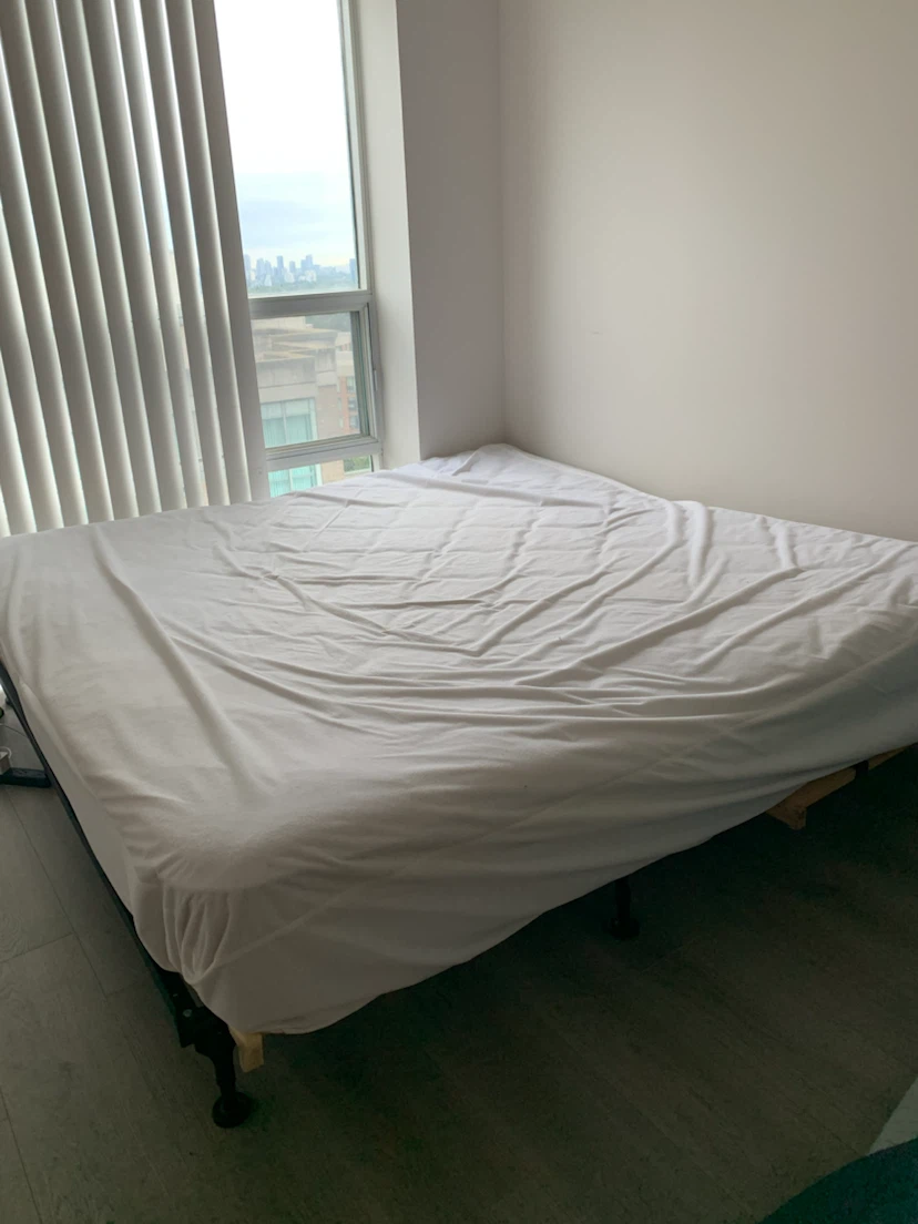 King size mattress - photo 2