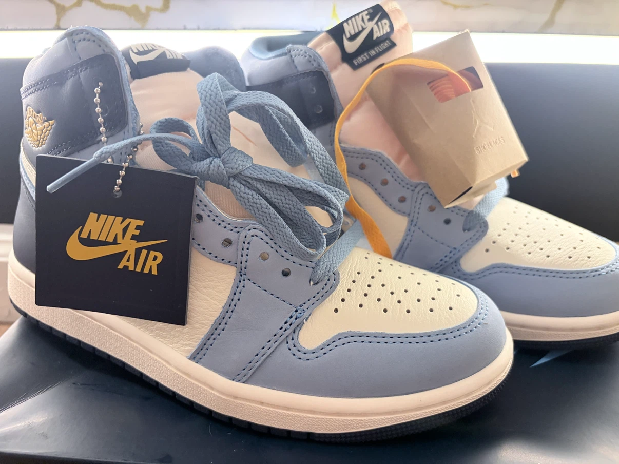 Nike Air Jordan 1 High First in Flight