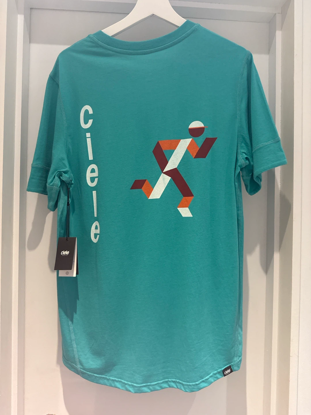 Ciele Athletics Short Sleeve Men’s T-Shirt Medium - photo 4