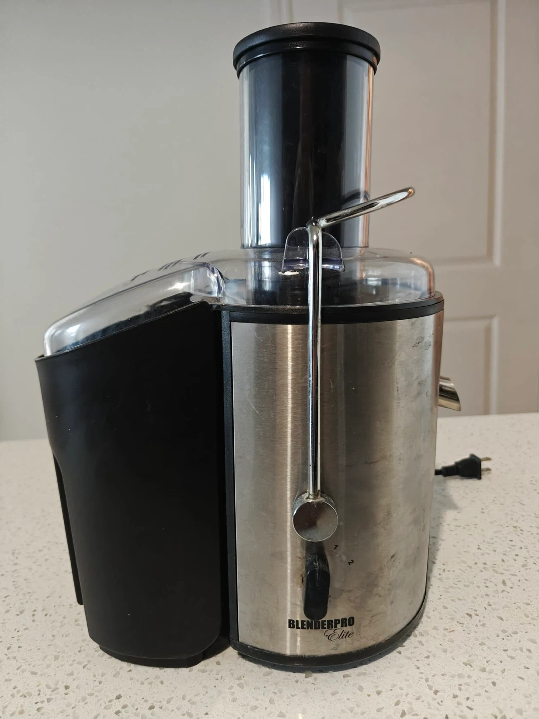 BLENDERPRO Elite Juice Extractor