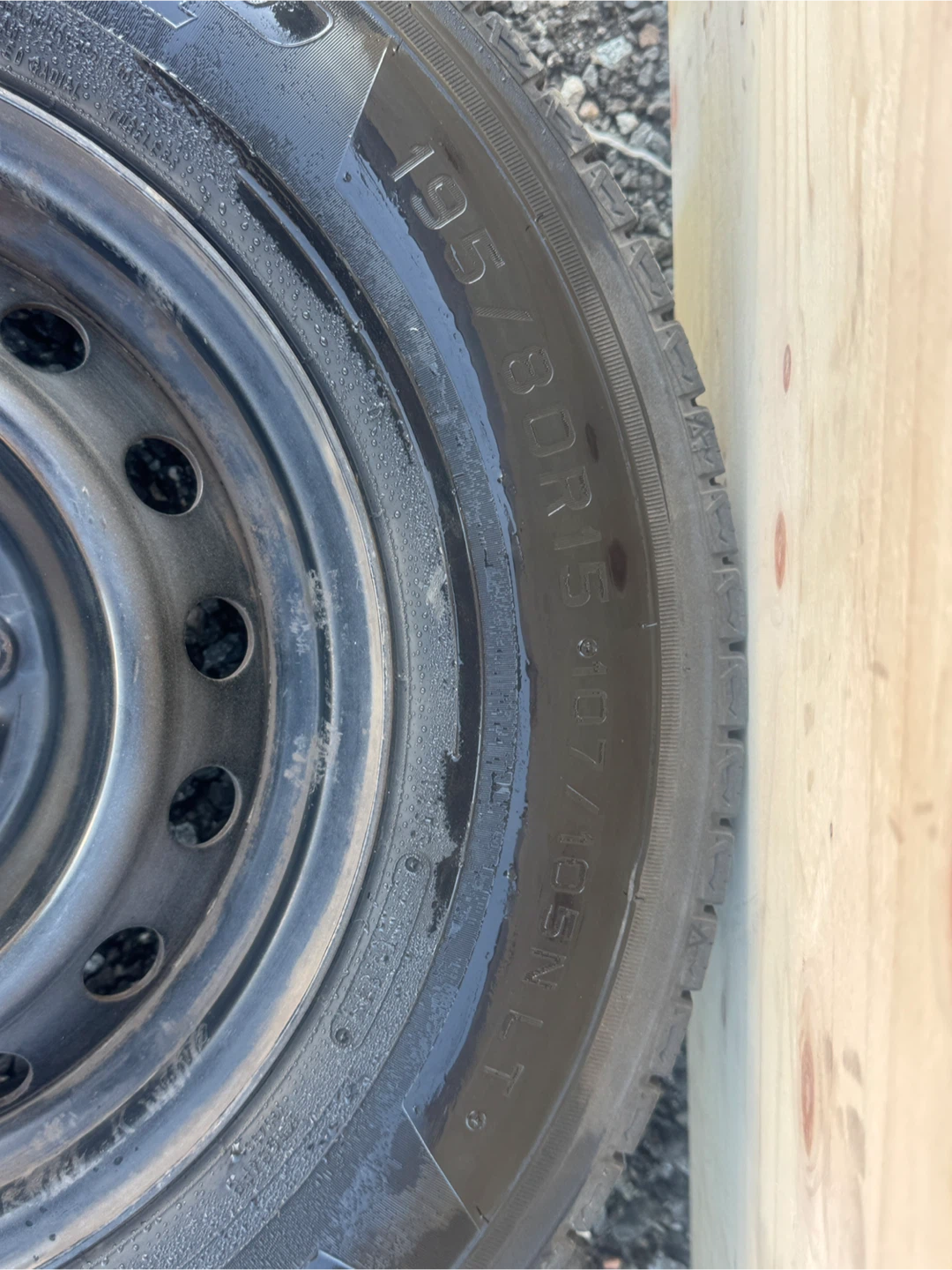 Dunlop Winter Maxx Tires with Rims - photo 5