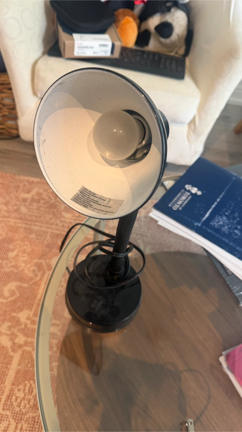 Black adjustable desk lamp - photo 2