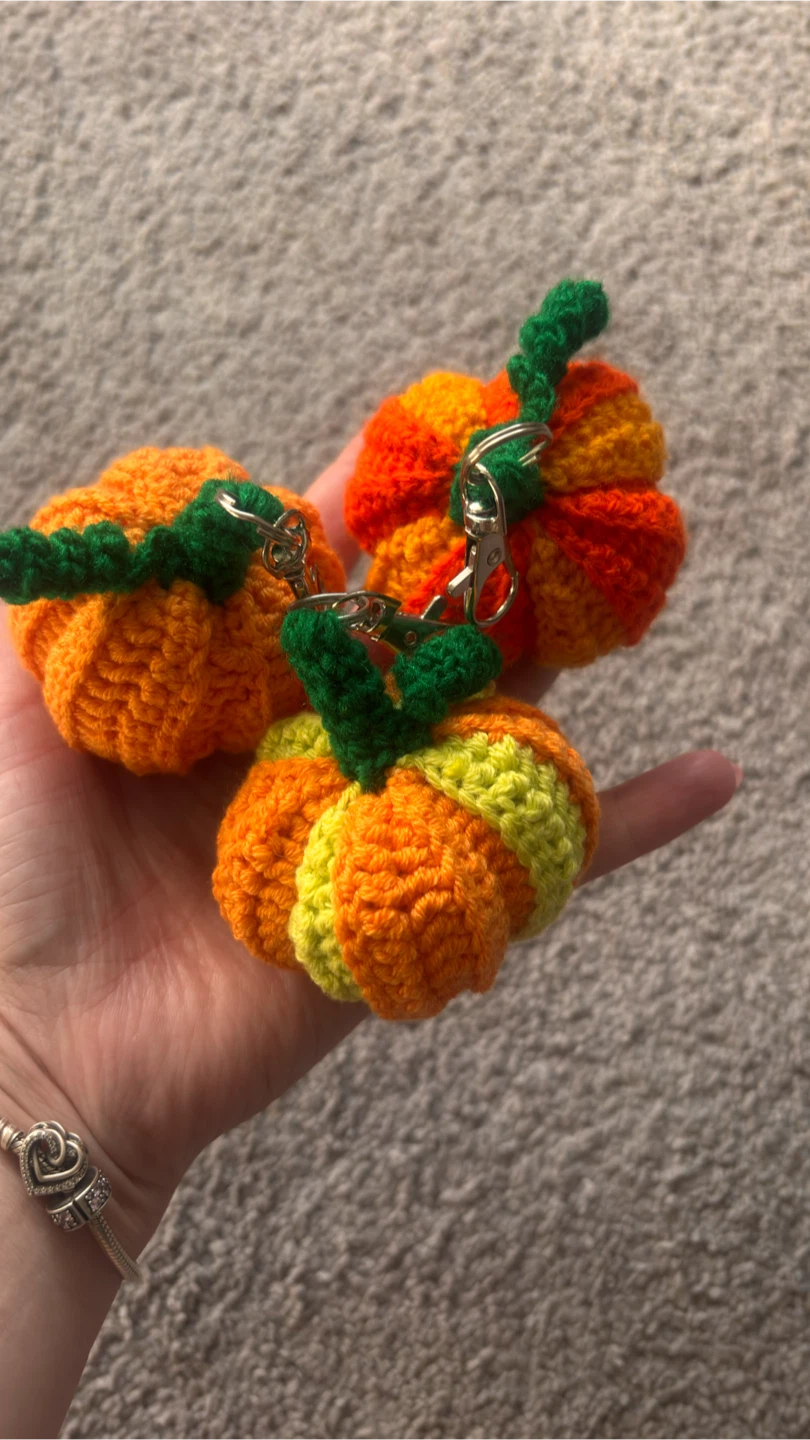 Handmade Crochet Pumpkin Keychains - photo 3