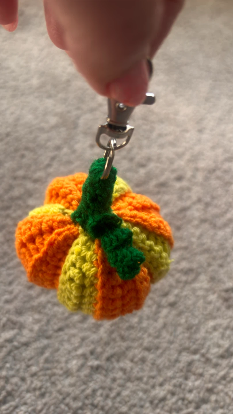 Handmade Crochet Pumpkin Keychains - photo 4